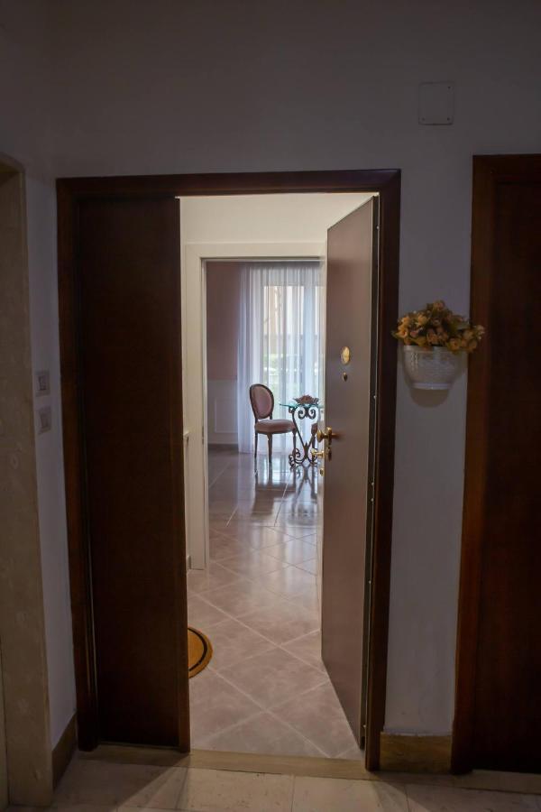 سورينتو Angel Luxury Suite المظهر الخارجي الصورة